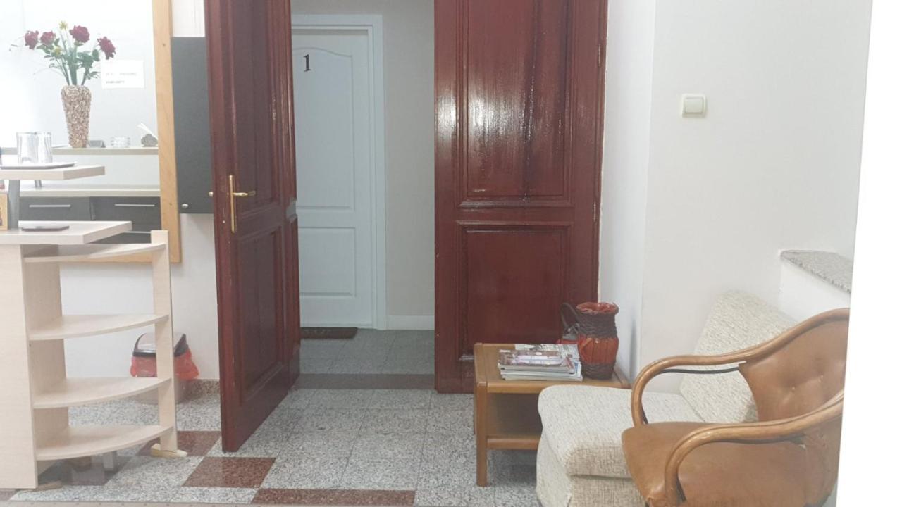 Vila Club 011 Dedinje Екстериор снимка